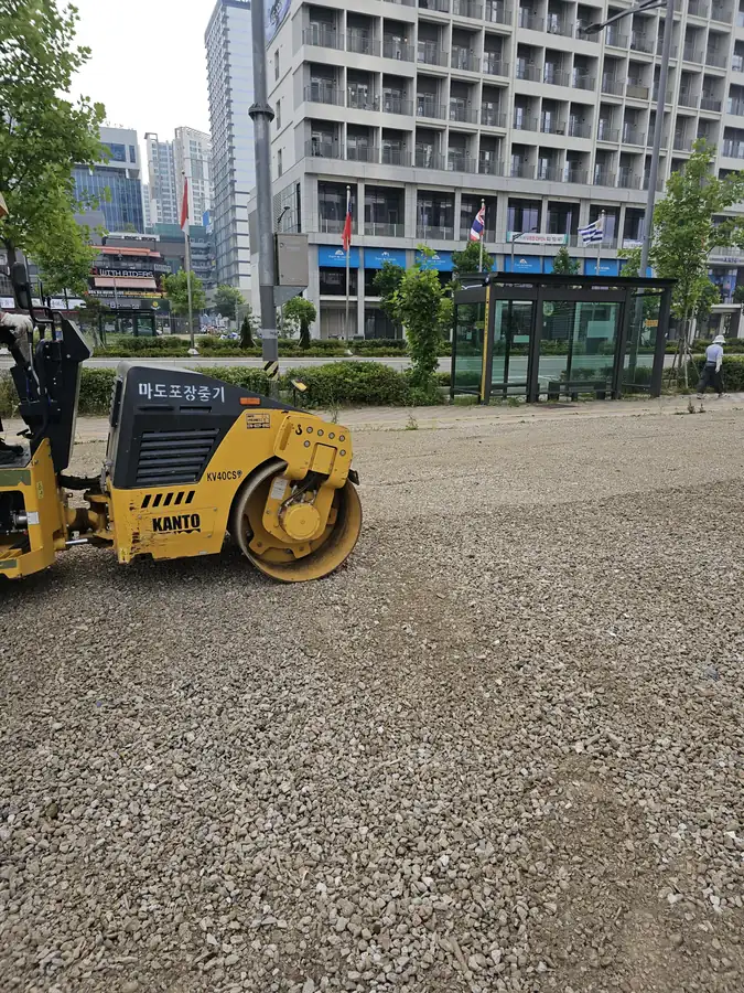 주차장포장공사 다짐 공정 진행 현장